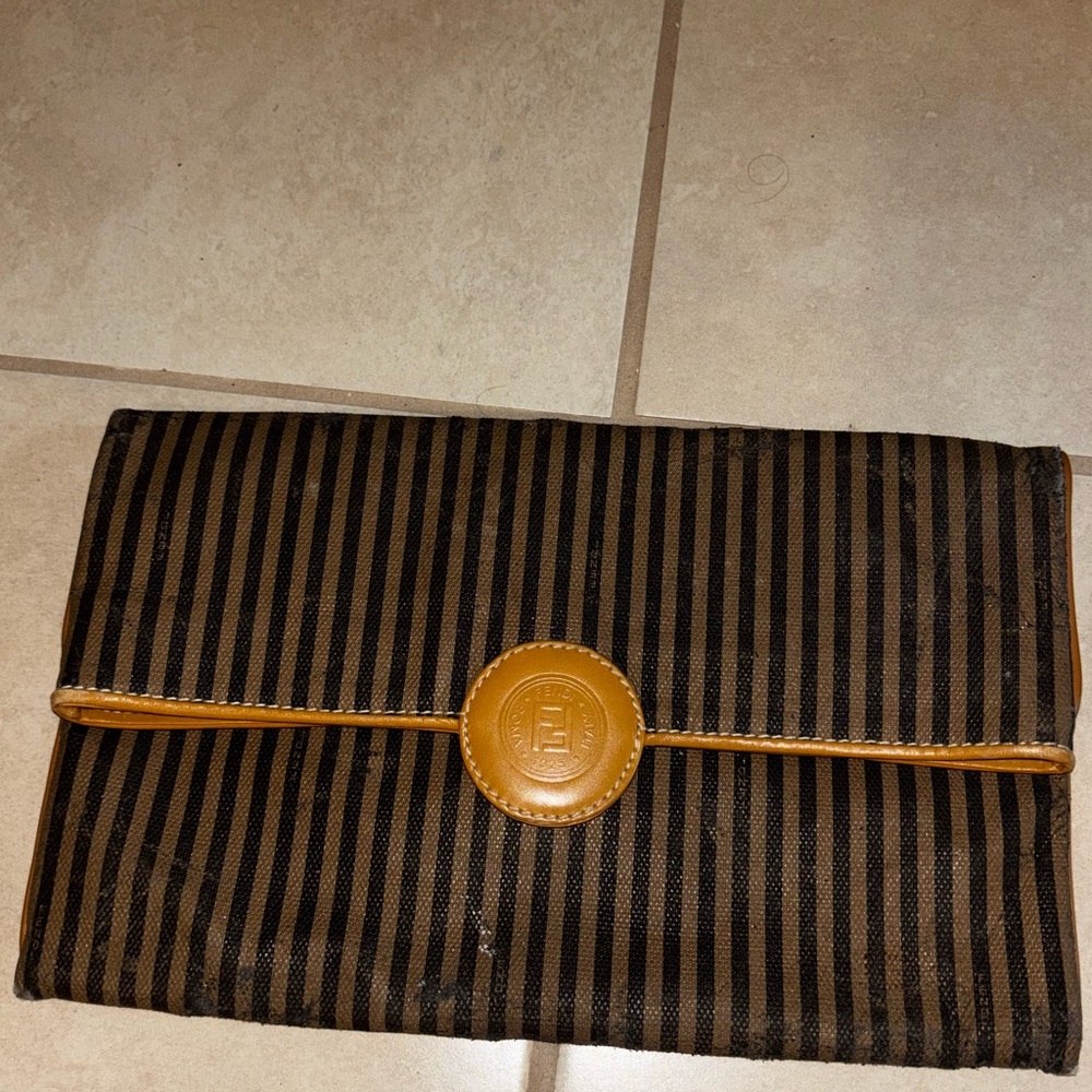 Fendi pouch/wallet